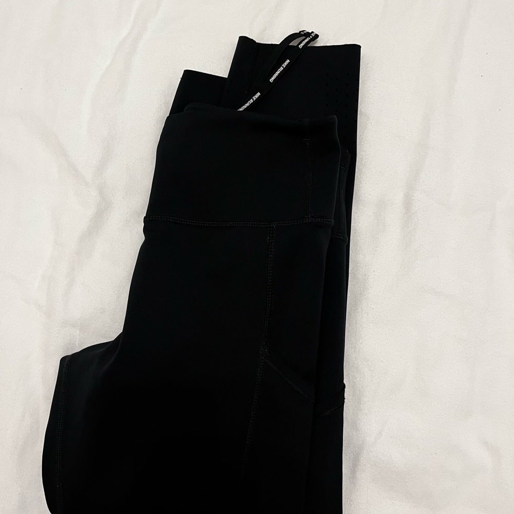 Nike dri fit 3/4 length legging